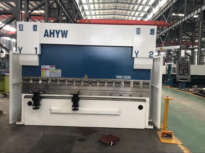 DA52S CNC Pressbrakes.jpg