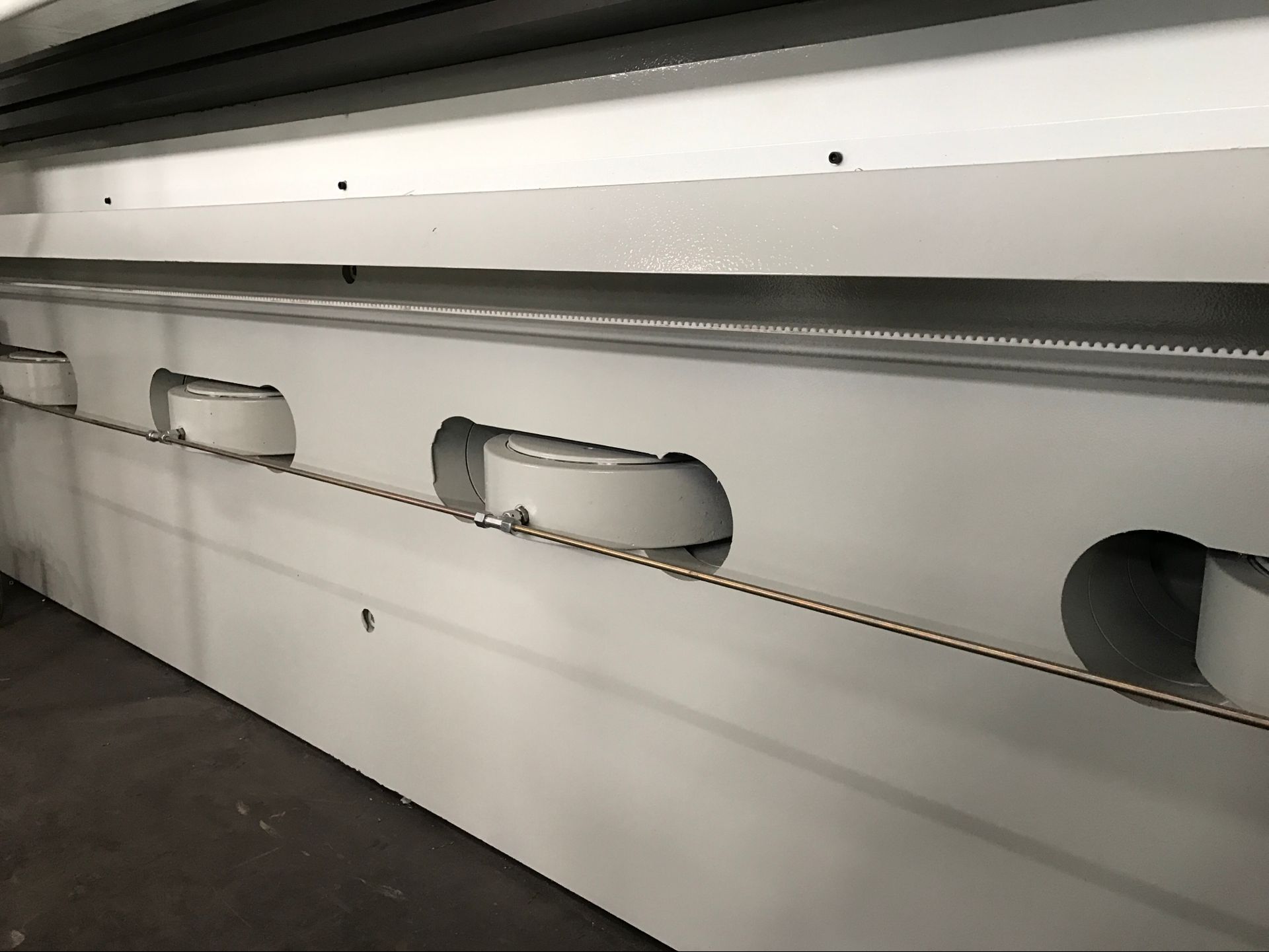 CNC Hydraulic crowing table.jpg