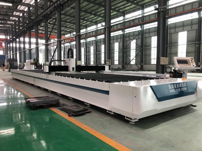 12M Fiber laser.jpg