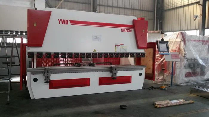 AHYW 4M Metal 8 Axis CNC Pressbrakes for 13 ft metal bending