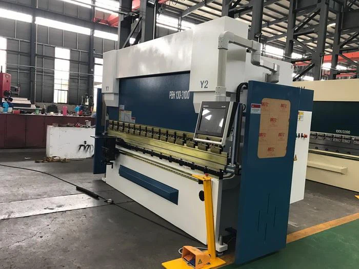 AHYW Yawei PBH 130T 5 axis cnc press brake made in china factory DA58T DSP Laser guarding